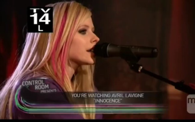 Avril innocence Live