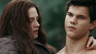 Young and ignorant of the good of werewolves, he mistakenly regarded Dehua as a treasure