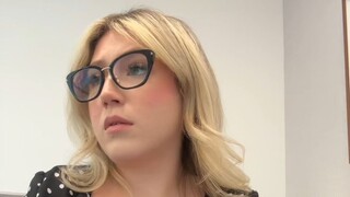 即将下班时的工作状态  这就是今天的我本人