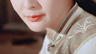 Wow! She is the perfect heroine that even Jinjiang novels can’t write!