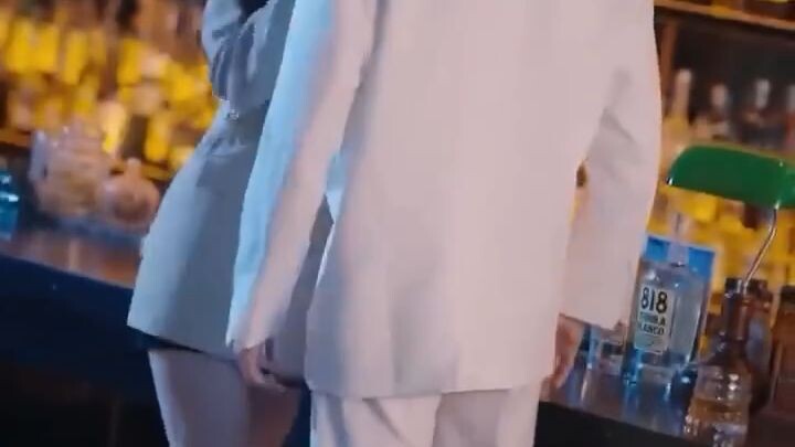 ประธานสาวกับหนุ่มฝึกงาน (พากย์ไทย)