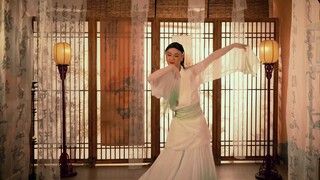 "The curved skirt sways the atmosphere of the Han Palace" Come and immerse yourself in the beauty of