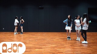 NewJeans 'Hype Boy' Dance Practice