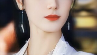 Chết tiệt! Thật khó để tưởng tượng rằng người chị này và Hong Yi lại hợp nhau đến vậy!