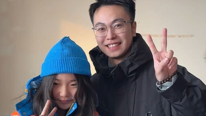 Special girl, may you be safe and happy in the future.