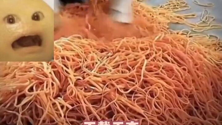 بيئة إنتاج بهذا السوء، والتجار يقولون إنها طبيعية؟