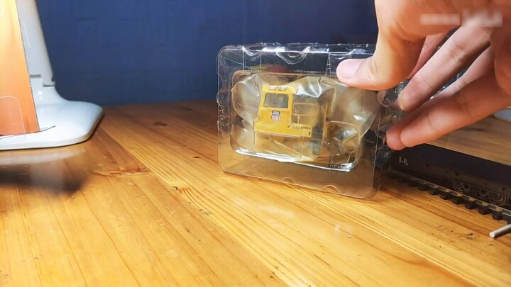 [Koleksi Fantasi] Apakah ada gerbong yang lebih kecil dari Qinling 160? Model kereta api berukuran k