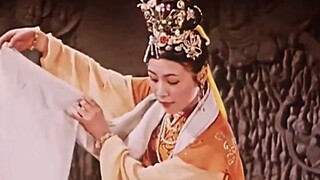 老一辈艺术家赵青! 长得美不说舞技还超赞!! 这样的仙女肯定不是演的!