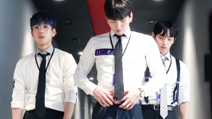 11 o'clock new song choreography! This figure + tie! Peak Time 11 AM, 7 PM, and 8 PM dance challenge