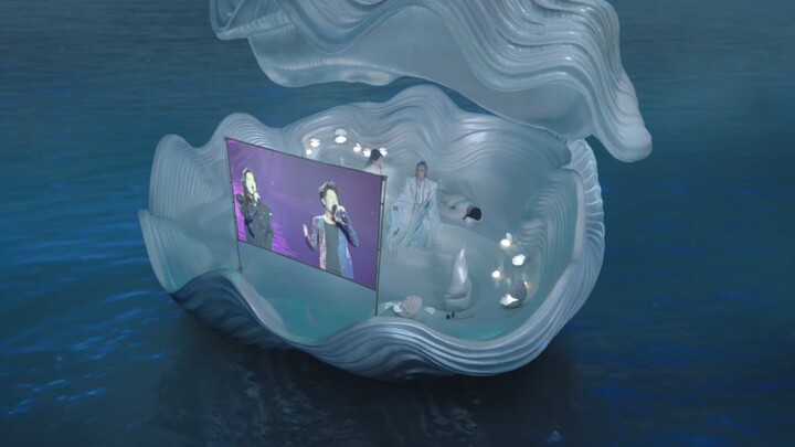 Xiang Liu and Xiao Yao’s 37 Years at Sea Deserve Some Entertainment!