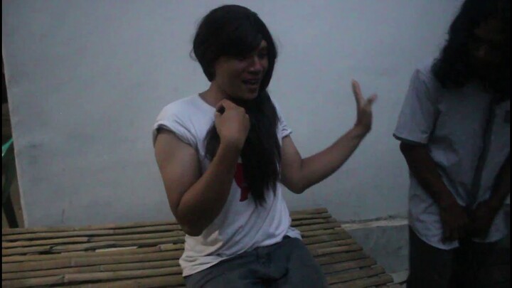 GARA GARA TEMBELEK AYAM - BTS SING MLARAT SAPA