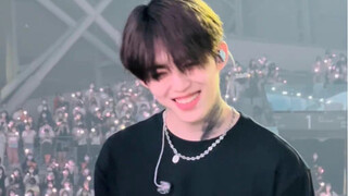 [Choi Seungcheol｜SVT]“Cảm ơn anh đã sẵn sàng đi theo người anh trai tồi tệ của tôi”