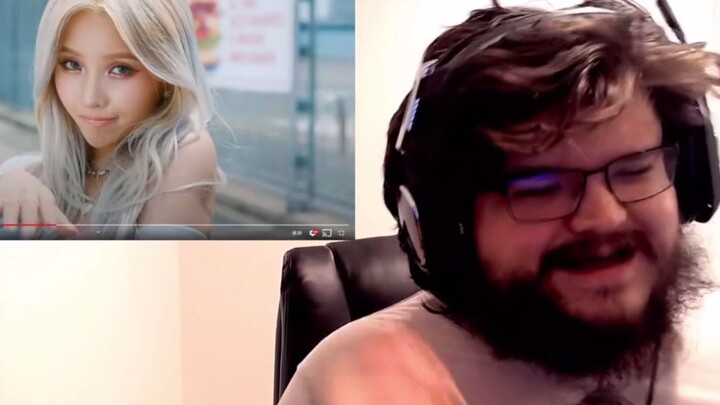 【Subtitle Indonesia】noobyworrior menonton MV solo Tian Xiaojuan berjudul “Beam Beam” sampai hampir p