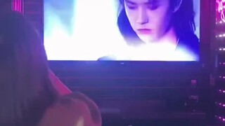 三托一🦐的聚会，结果🦐姐看见老王喊的声音竟然盖过了我🤦🏻‍♀️#博君一肖