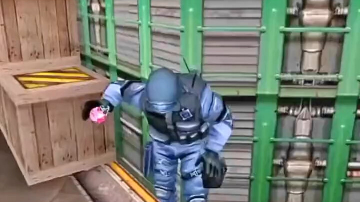 If I’d had this kind of movement back in elementary school, I would’ve ruled the whole ten-mile radi