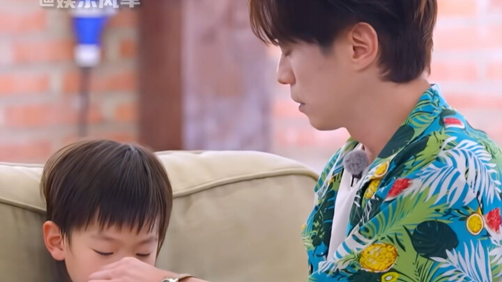 Tak heran kalau dia memang bos keren bertipe lembut di era pertama! Zhang Dongliang benar-benar oran