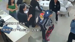 “世界破破烂烂，却依然有人缝缝补补。”