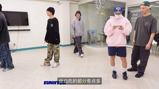 【赫海】礼盒：他白吃的地方有点多呢｜编舞老师：在我看来一辈子都要这样呢…｜豆海：嘻嘻^ ^