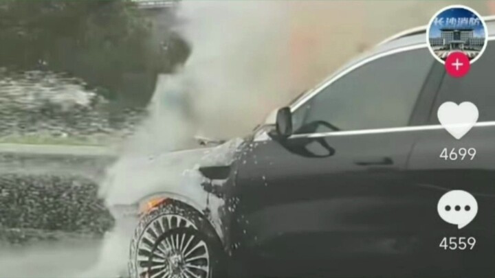 Whose car caught fire spontaneously? Even the official Hunan Fire Department's video has mysteriousl