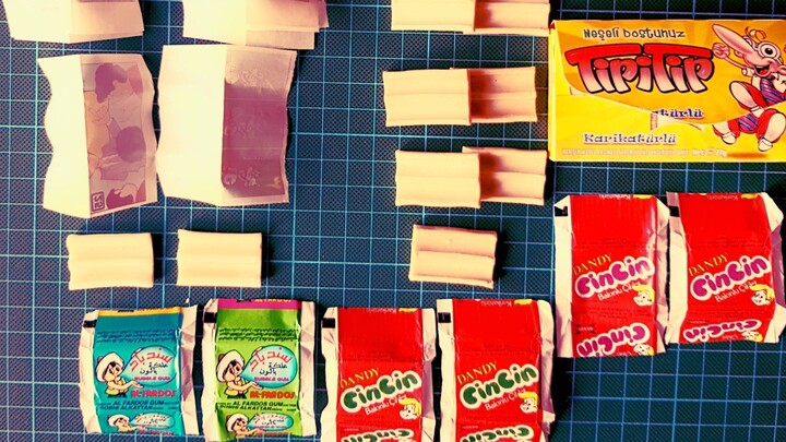Chewing gums ~ Unwrapping bubble gums ~ Dandy Cincin ~ Tipitip