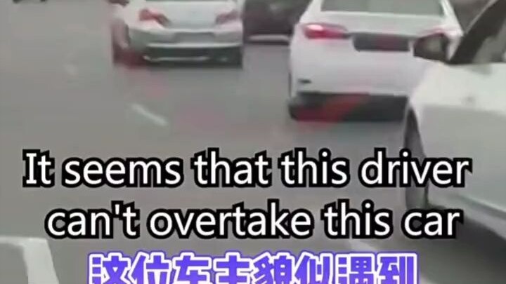 Haha, không phải là cơn giận trên đường mà là do không khí thôi [che mặt] 😂😂