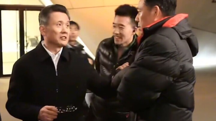 Đôi khi nghĩ lại, rốt cuộc cơ bắp phải phát triển đến mức nào mới gọi là lớn đây?