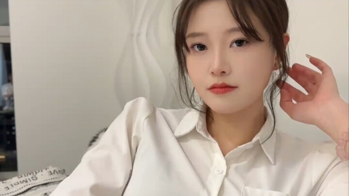 Đi ngủ nhờ nhà thằng bạn thân thì sẽ thế nào nhỉ?