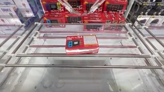 [Shin-Kami Store] My first attempt at the crane game at the Kurege Warehouse Honjo store (Bandai ...