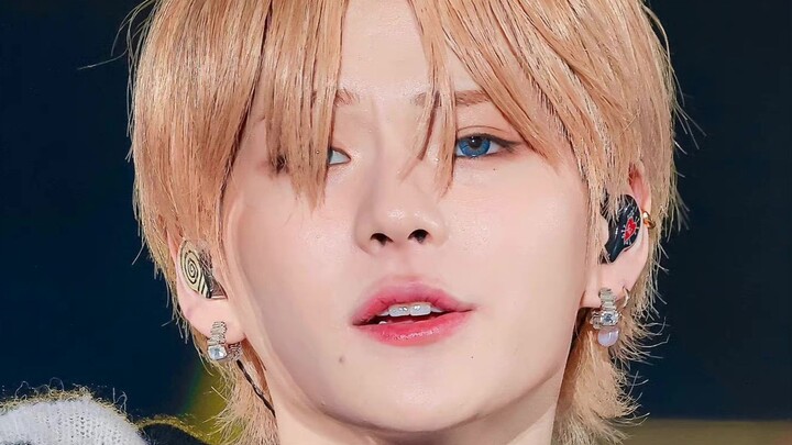 【Kanemoto Yoshinori】Nyonya Kucing adalah seekor kucing kecil cantik yang dipenuhi kasih sayang dan d