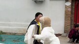 The dance is about beating cotton, but why does it feel like two people are dancing the cockfighting