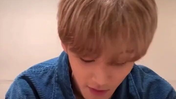 [Chinese Subtitles] Lee Mark Pulls Out All the Stops in His Performance When Asked by Jenny Seo Abou