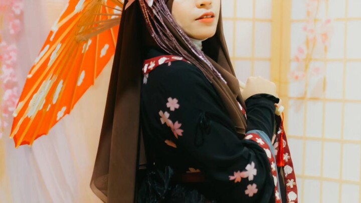 What do cosplayers do at the booth? #ContentChallengeMY