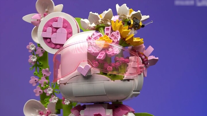 The pink building block set also has movable joints and a review of the Magic Star Bear Flower Guard
