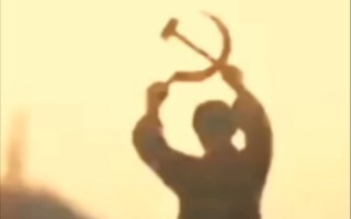 "أيها الرفيق، هل مازلت تتذكر العملاق الأحمر من تلك الأيام؟"