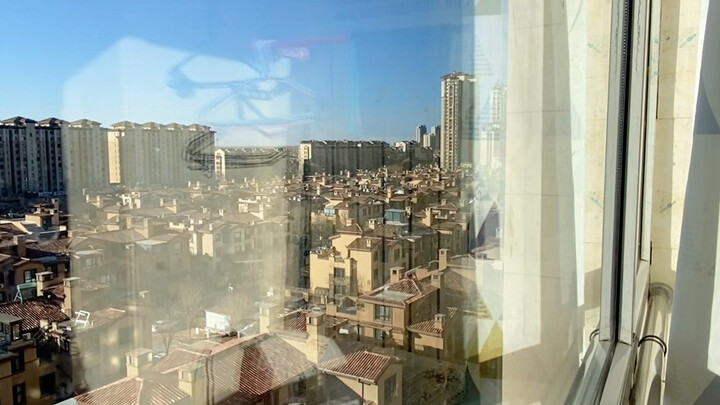 爸妈的屋子确实没有我睡的地方，所以才住阳台的