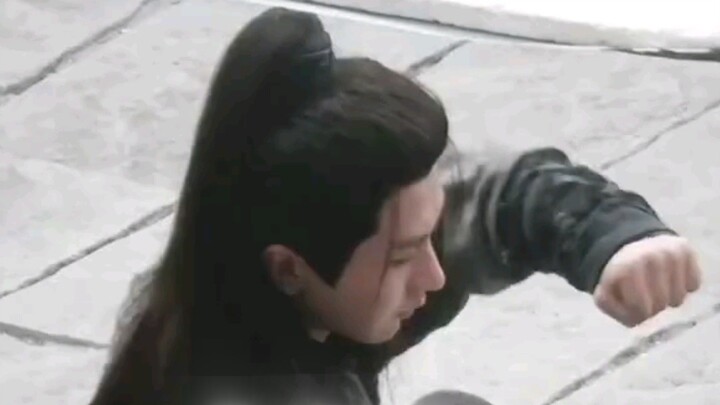 [Thành Nghị] Sáng sớm ngày 15 tháng 6 năm 2023, quá trình quay phim "Anh hùng" cuối cùng đã hoàn thà