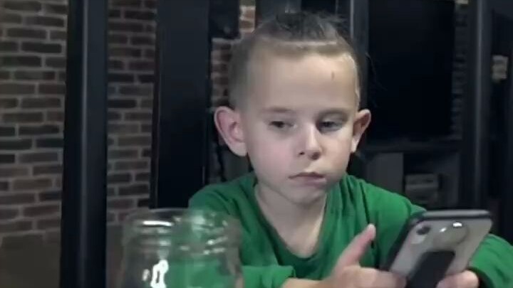 لحسن الحظ، لم أكن أتفوّه بالكلمات النابية عندما كنت طفلاً.