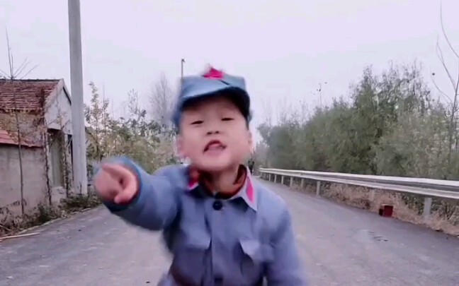 《Cậu bé chính nghĩa》điểm Douban 2,1