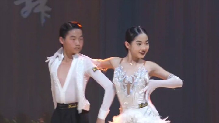 Handsome is over, the national standard boy is full of makeup #Huainan World Art School #Wang Xingyu