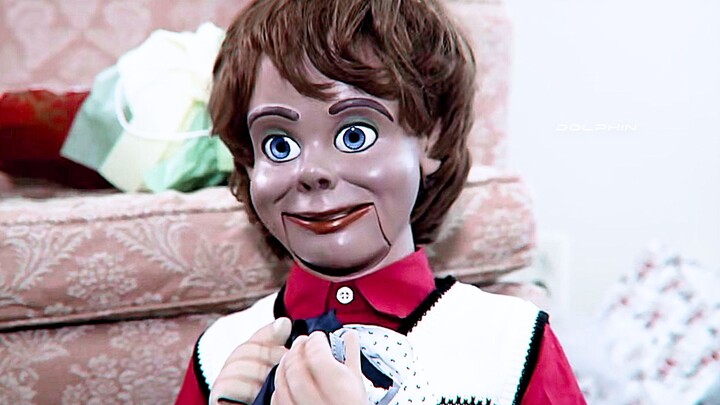 Búp bê sát nhân Finley vừa yếu lại vừa ham chơi, liên tục thất bại cho đến khi gặp phải kẻ xấu!