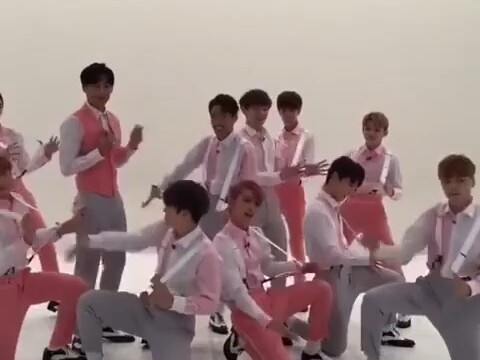 Có ai còn nhớ không? Tôi hoàn toàn mù tịt về #Seventeen.