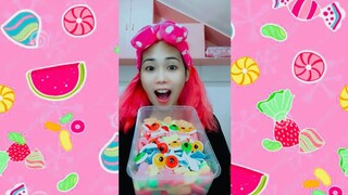 GUMMIES MUKBANG