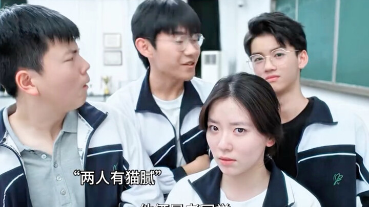 Một nhóm học sinh tiết lộ bí mật của giáo viên và phát hiện Trần Gia Vĩ thích cô Đàn.