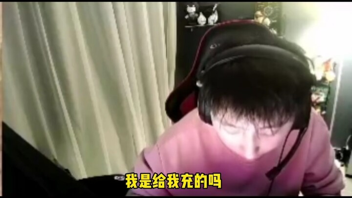 Màu đen thật duy tư