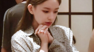 “我甚至感觉她练习室时的淡妆感觉让人惊艳”【程潇-演唱会练习室】