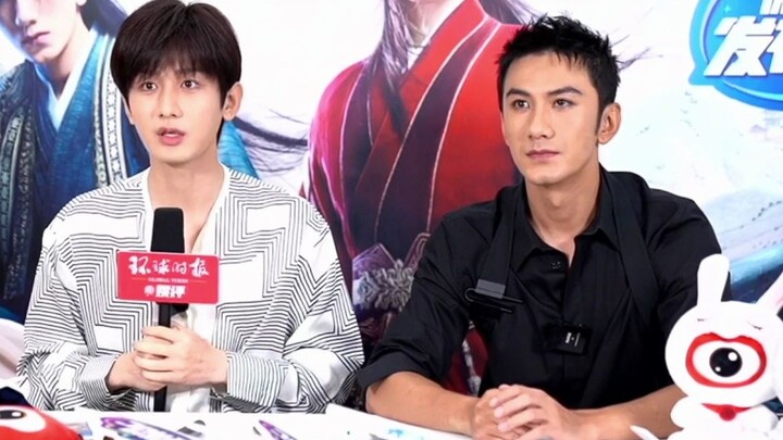 Host: What kind of role would you like to take on in your next drama? Cheng Yi (playfully): Teacher,