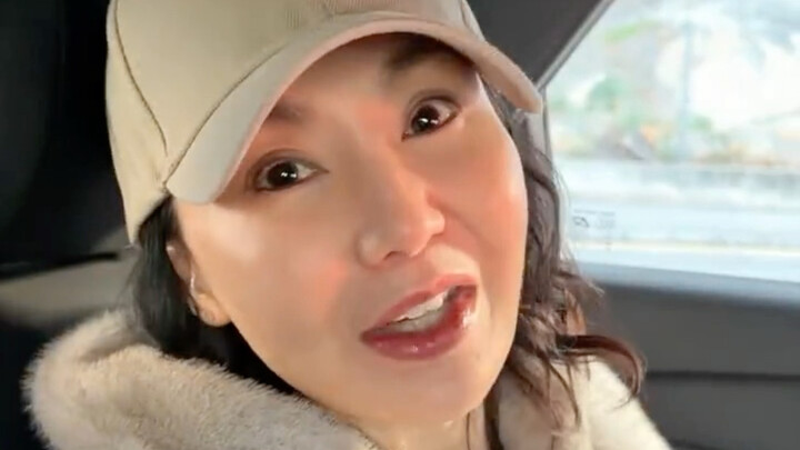 Maggie Cheung’s BLACKPINK concert VLOG, where she openly admits she’s been a fan for six or seven ye