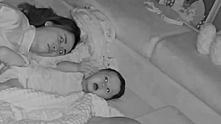 Lately, Cheng has become super dad-dependent—wakes up and immediately looks for his dad.