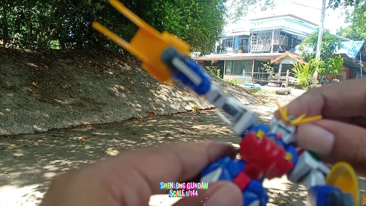 Mô hình robot Shenlong Gundam tỷ lệ 1/144 có khớp nối