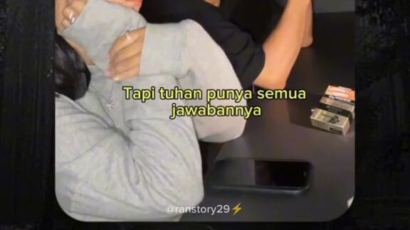 berpikir pake otak jangan pake dengkul ya dek ya..